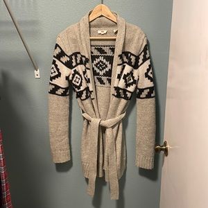 Levi’s sweater